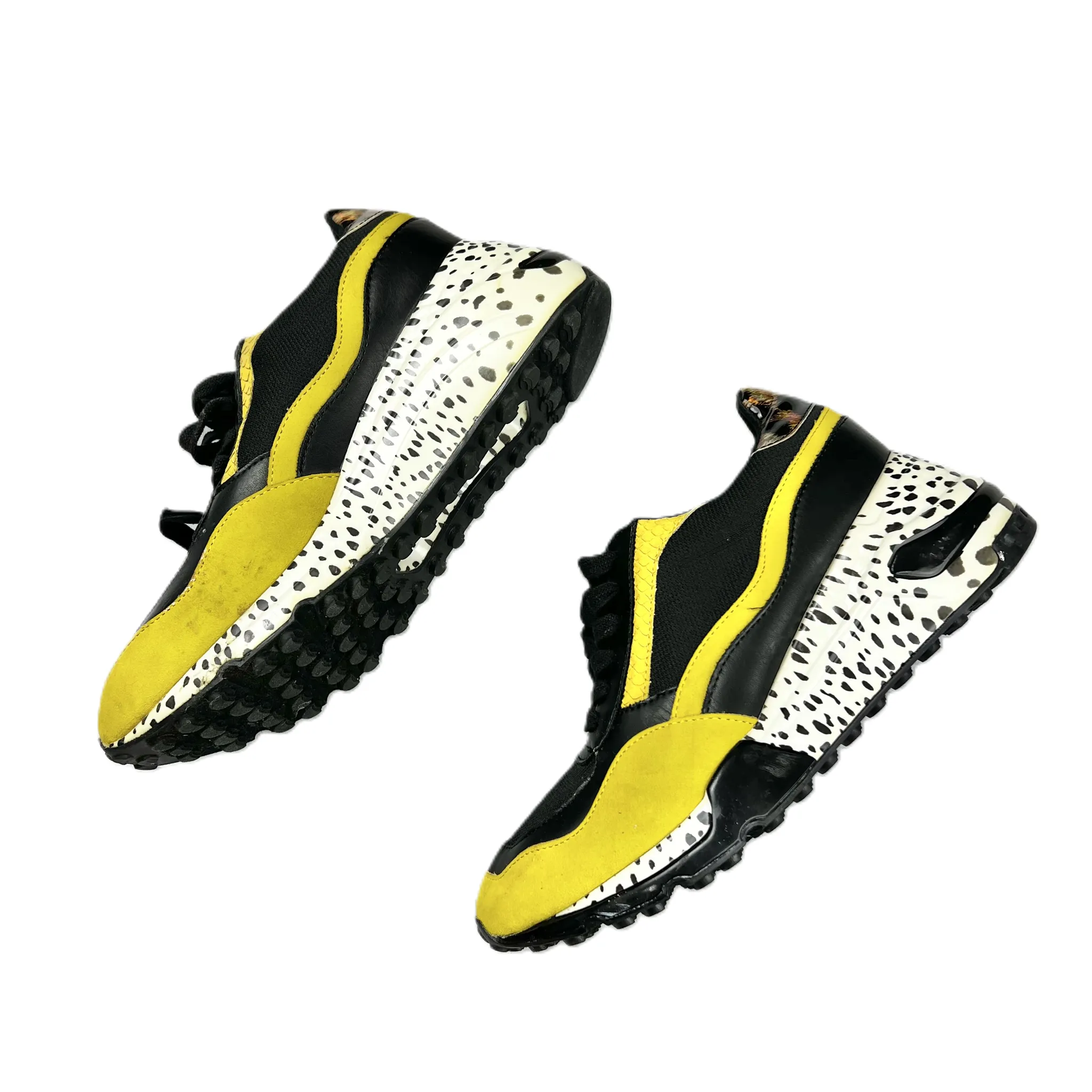 Black & Yellow Shoes Sneakers By Steve Madden, Size: 7.5