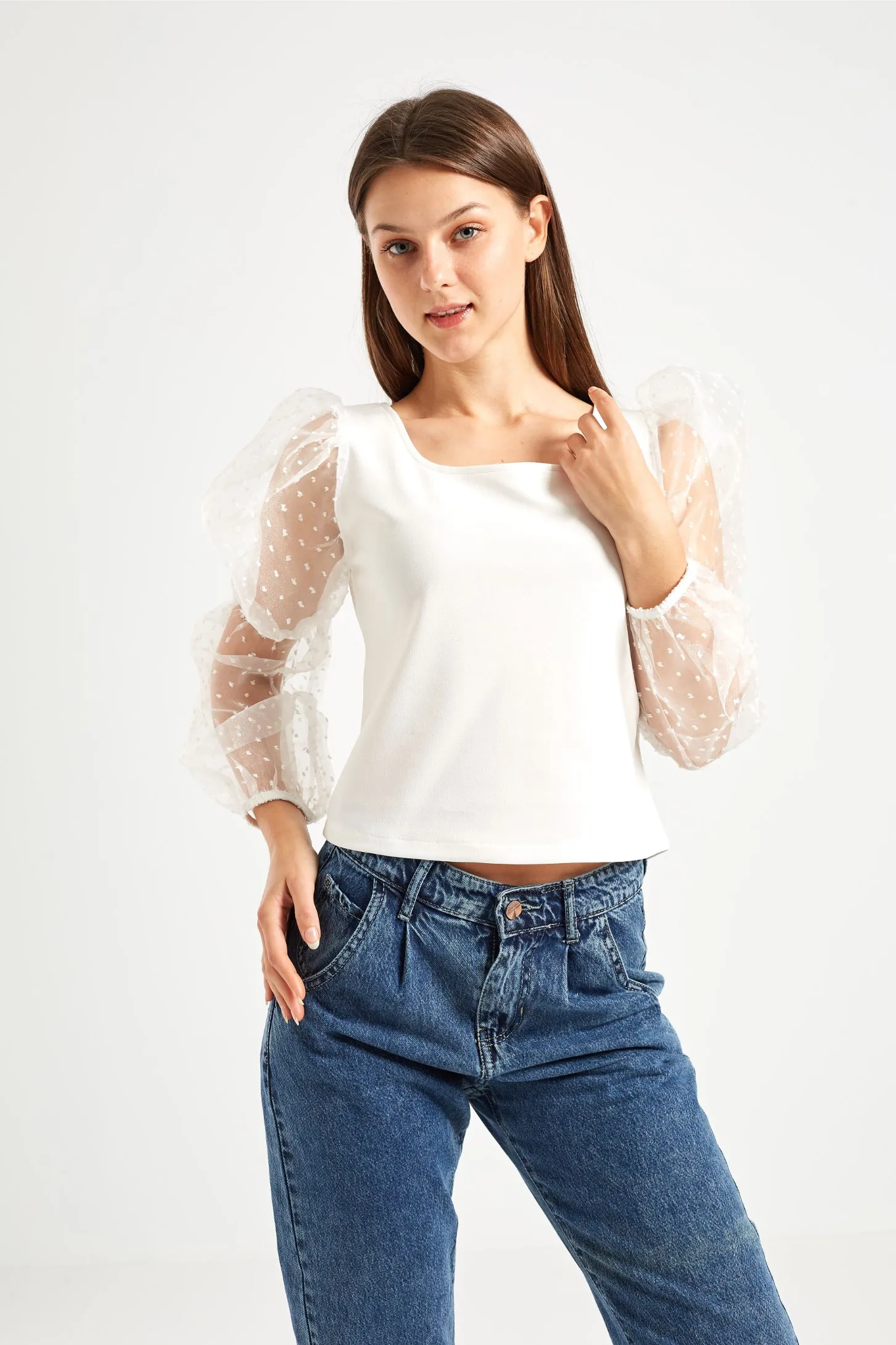 BUCKET LIST PUFFED SLEEVE TOP - WHITE