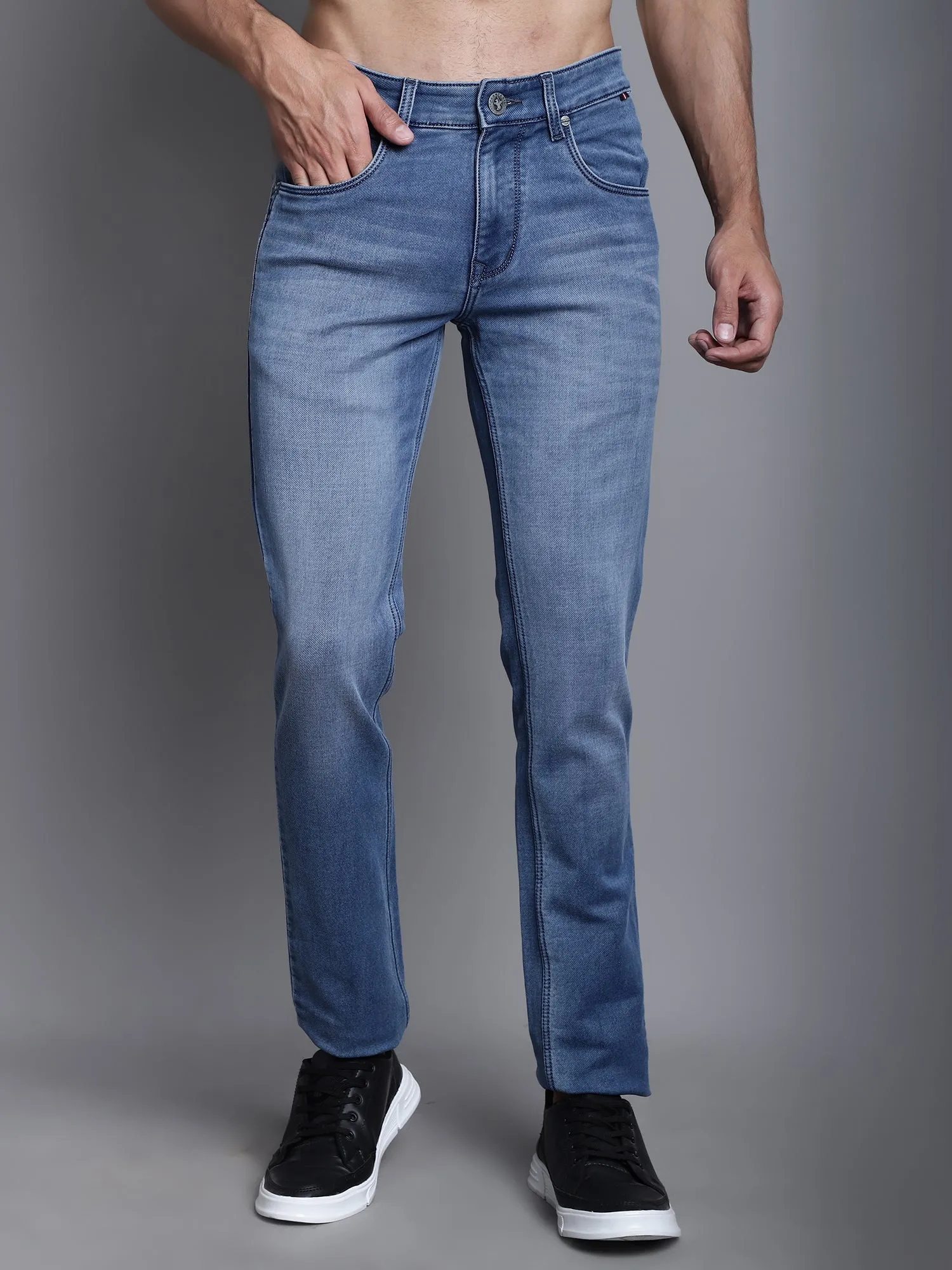 Cantabil Blue Solid Cotton Polyester Flat Front Mid Rise Full Length Regular Fit Casual Jeans For Men