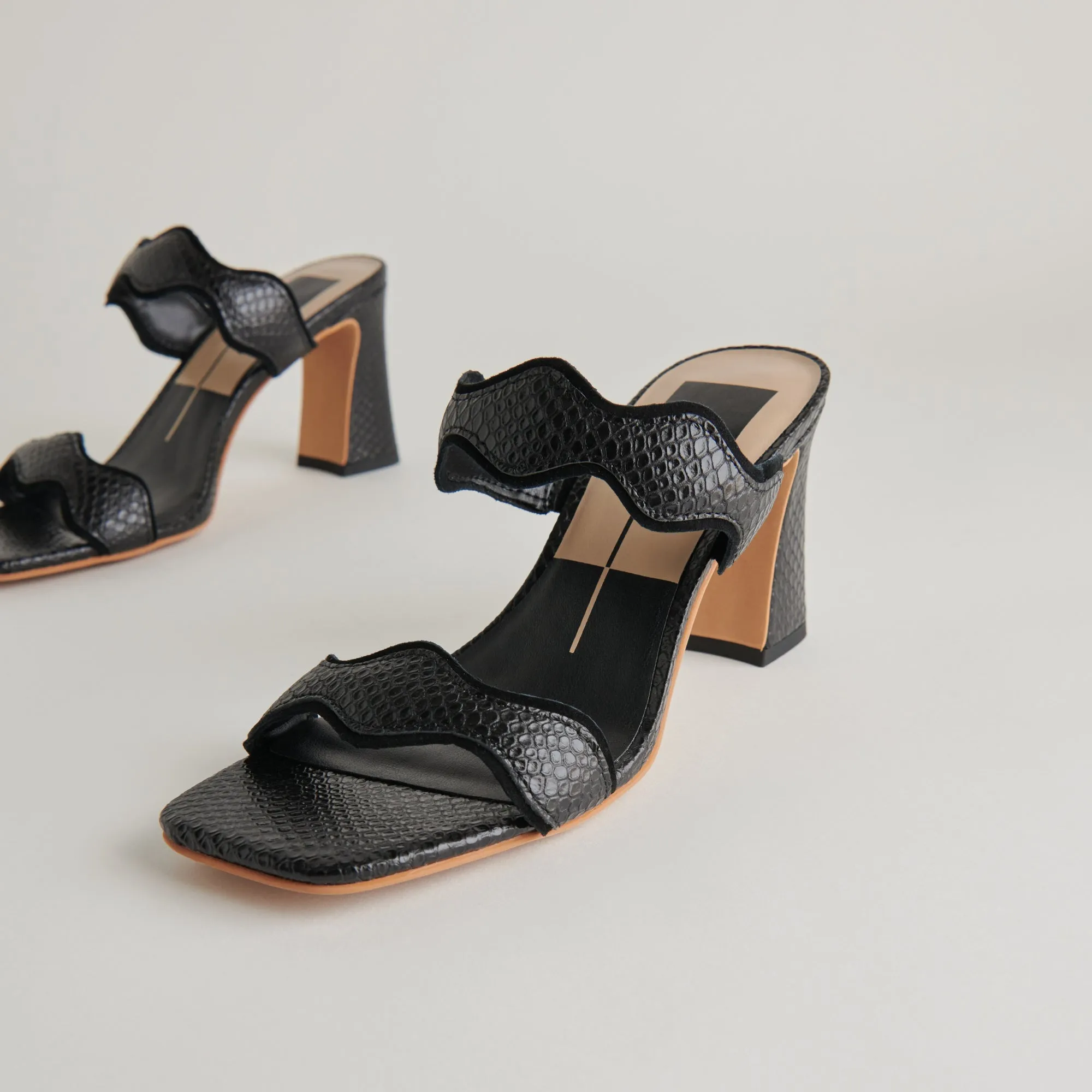 ILVA HEELS ONYX EMBOSSED LEATHER