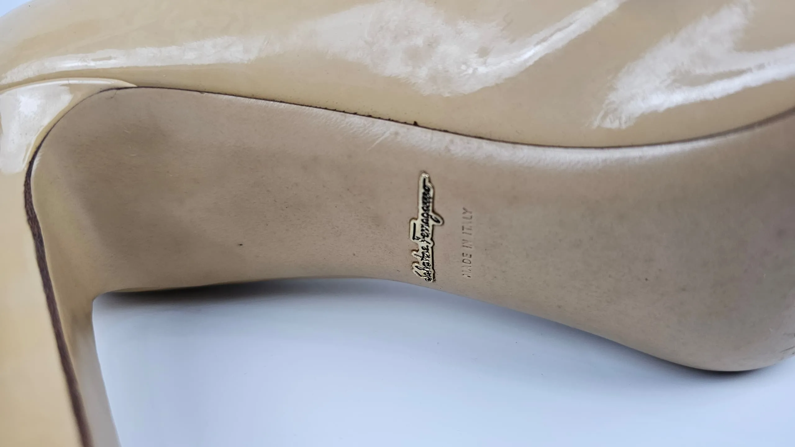 Leo 100 Beige Patent Heels