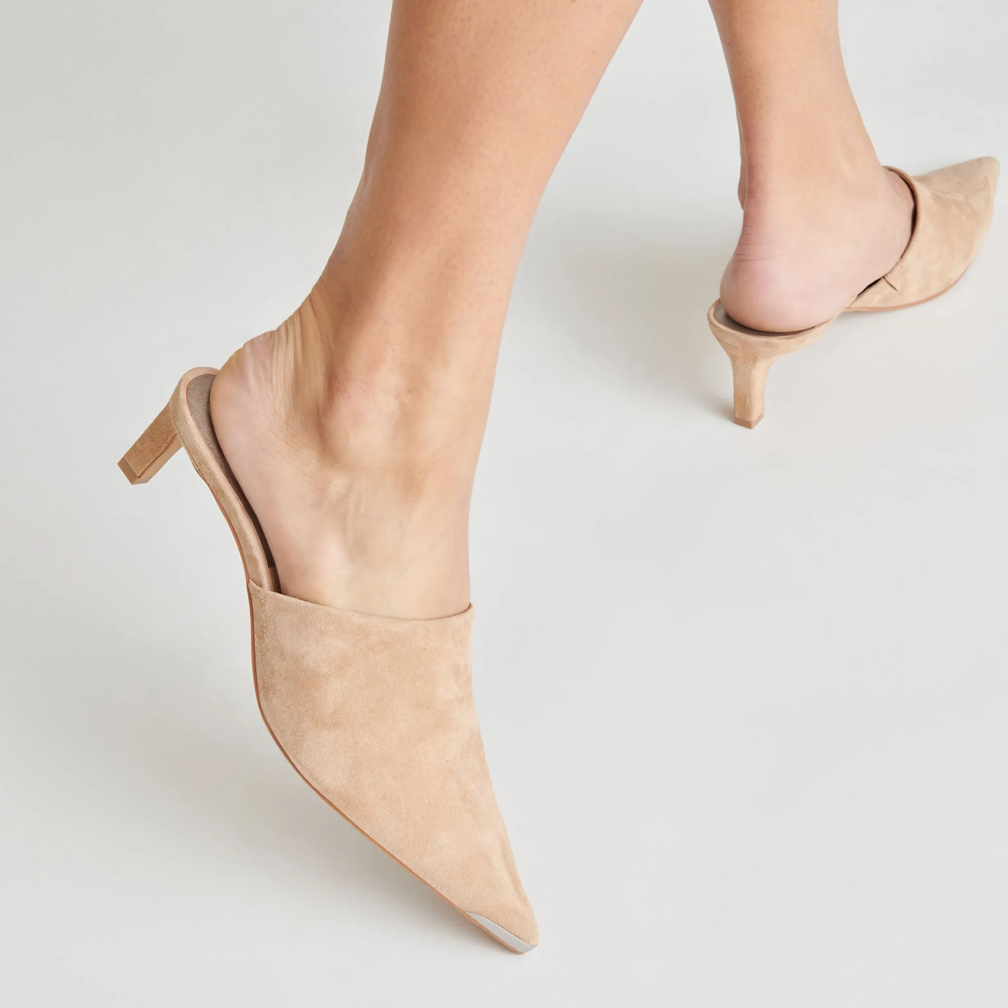 LEXY HEELS CAMEL SUEDE