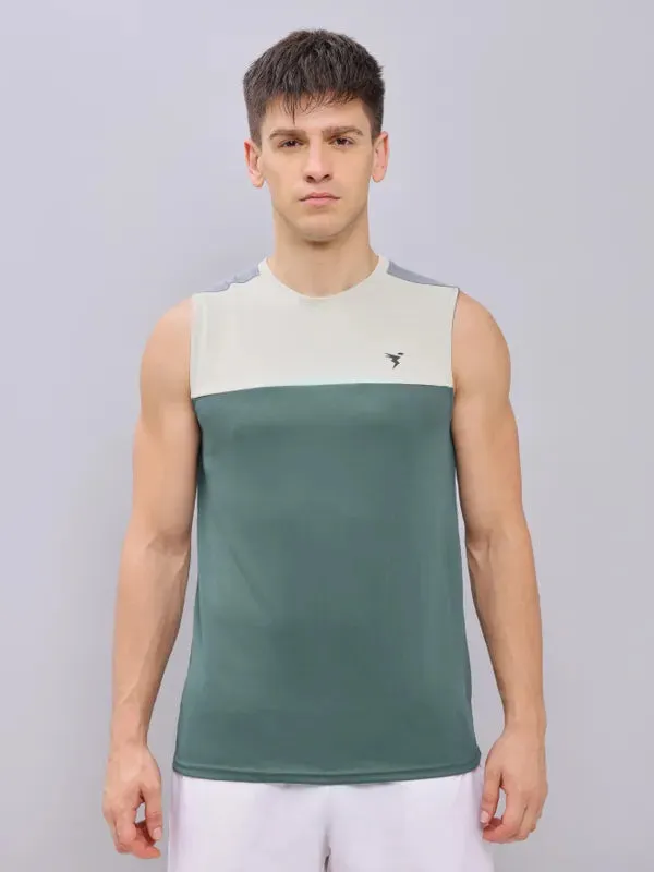 Men Colorblock Slim Fit Crew Neck Innerwear Vest with TECHNO COOL 