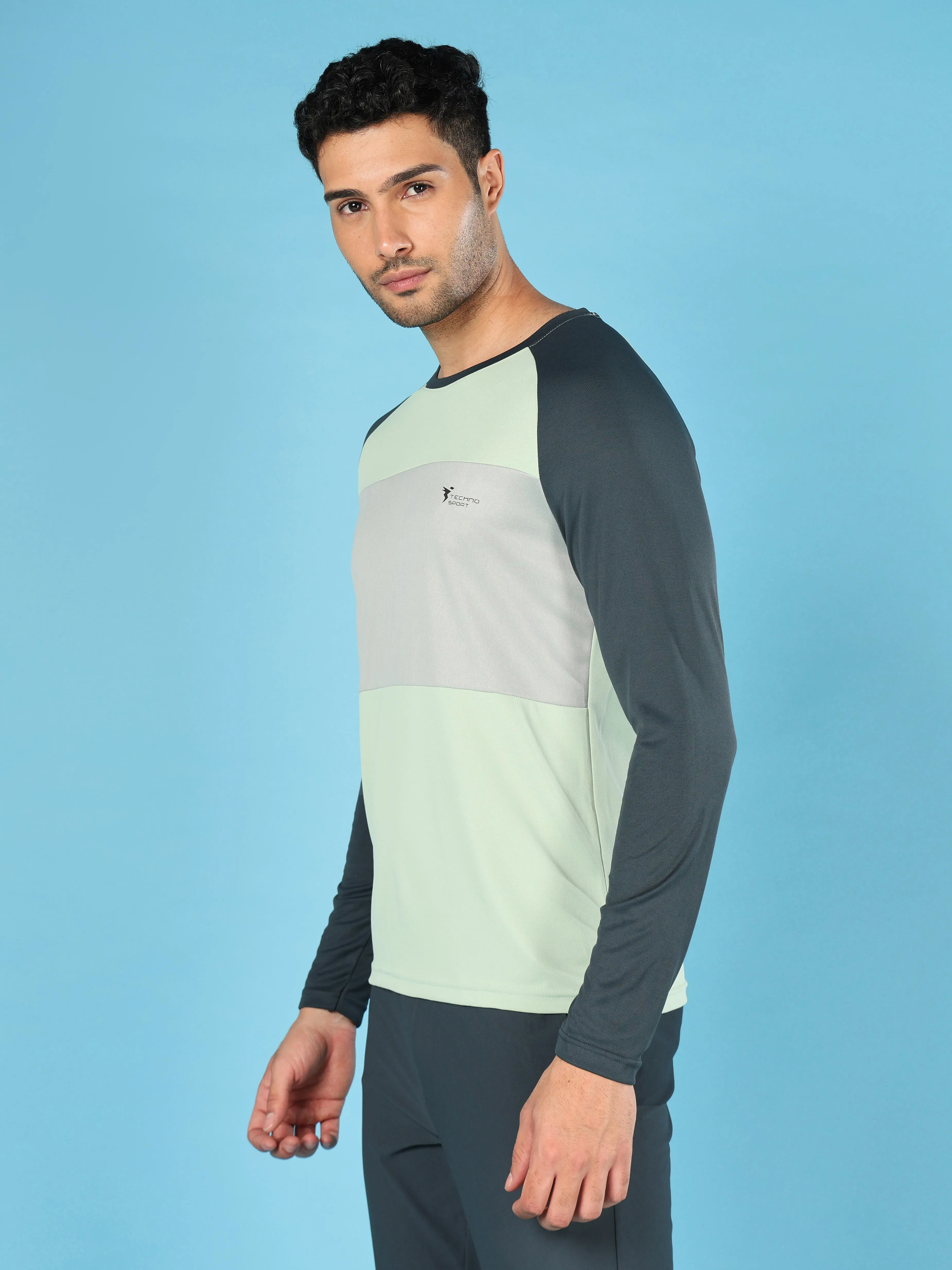 Men Colorblock Slim Fit Crew Neck T-shirt with TECHNO COOL 