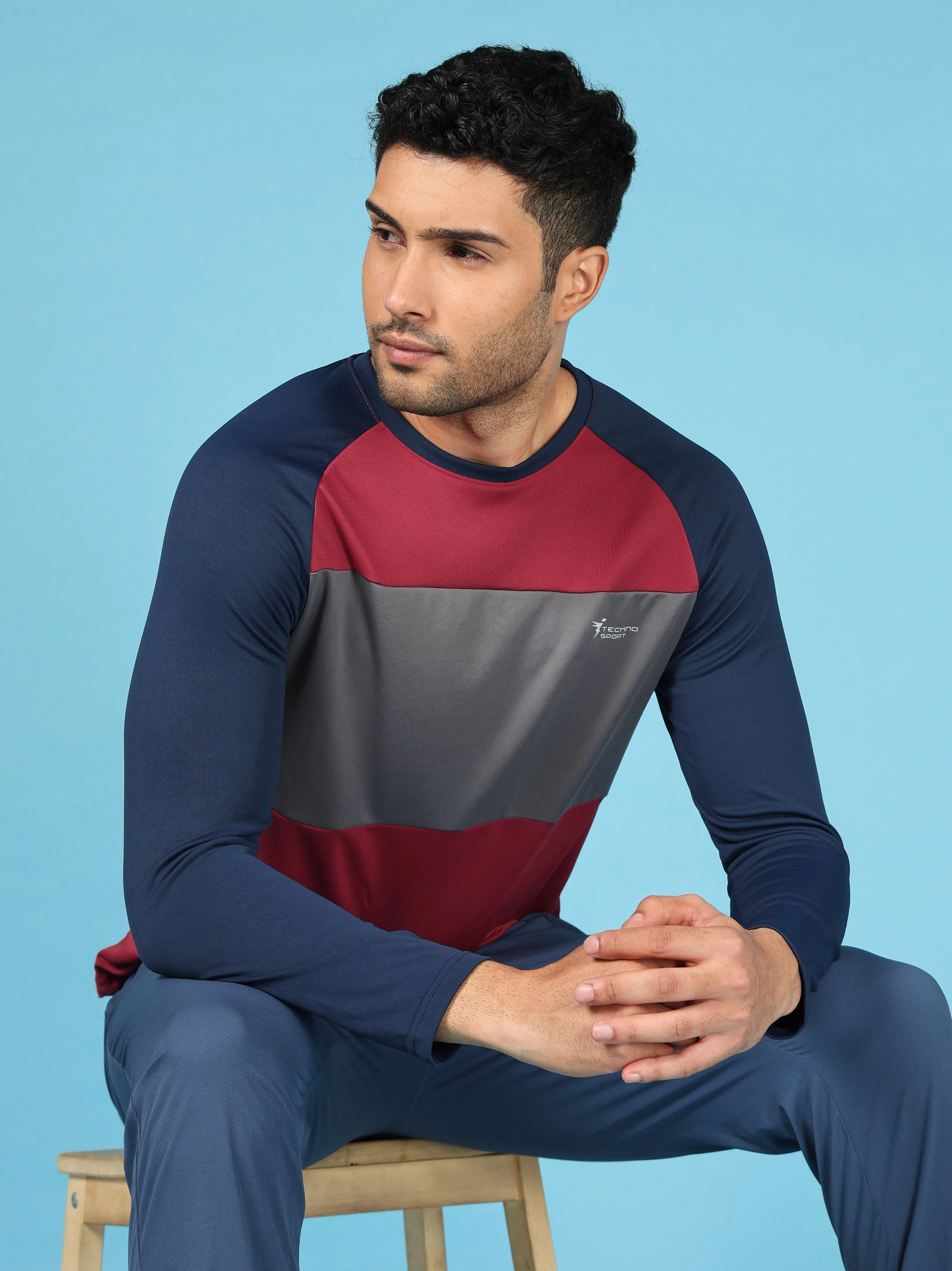 Men Colorblock Slim Fit Crew Neck T-shirt with TECHNO COOL 