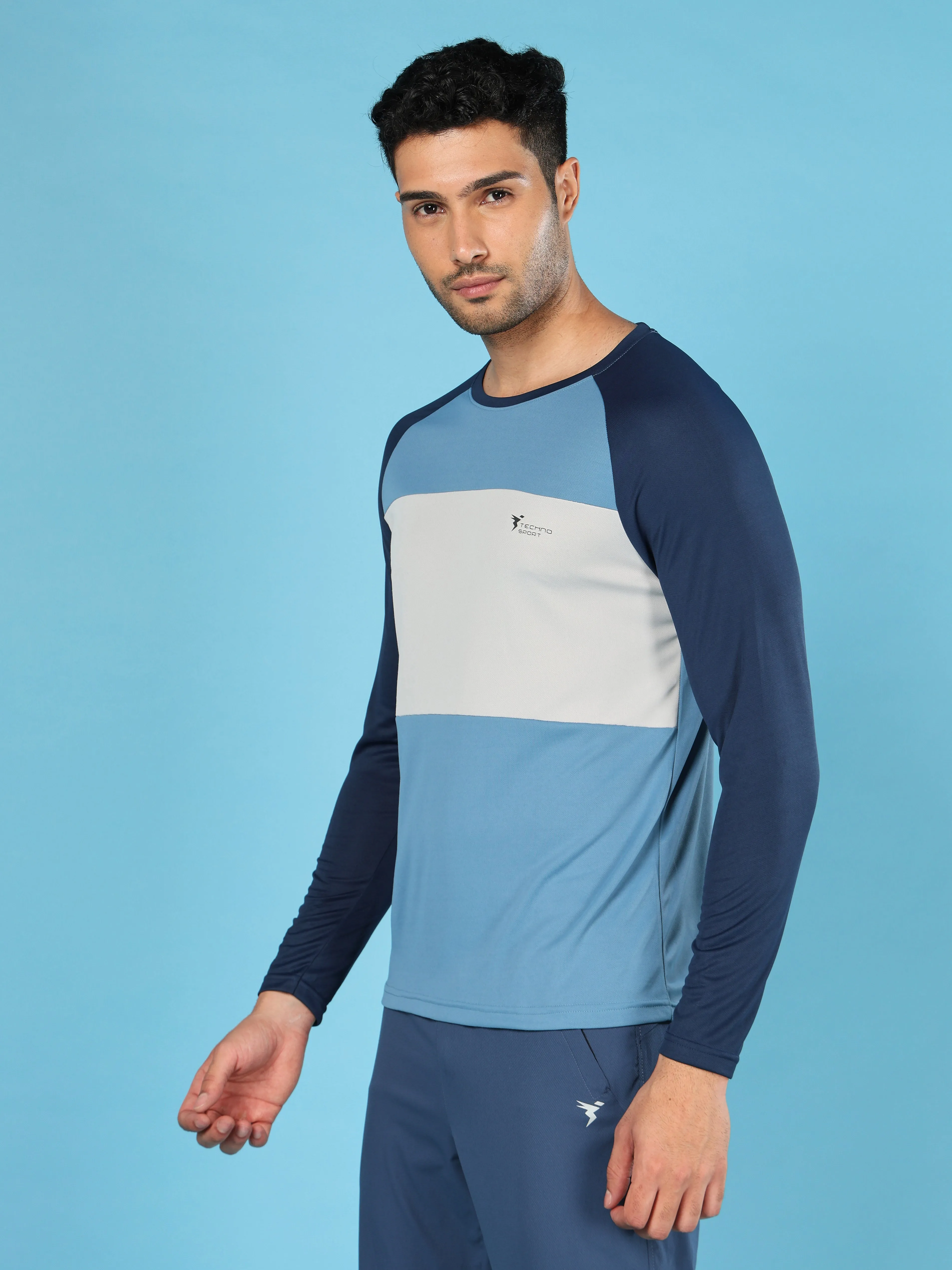 Men Colorblock Slim Fit Crew Neck T-shirt with TECHNO COOL 