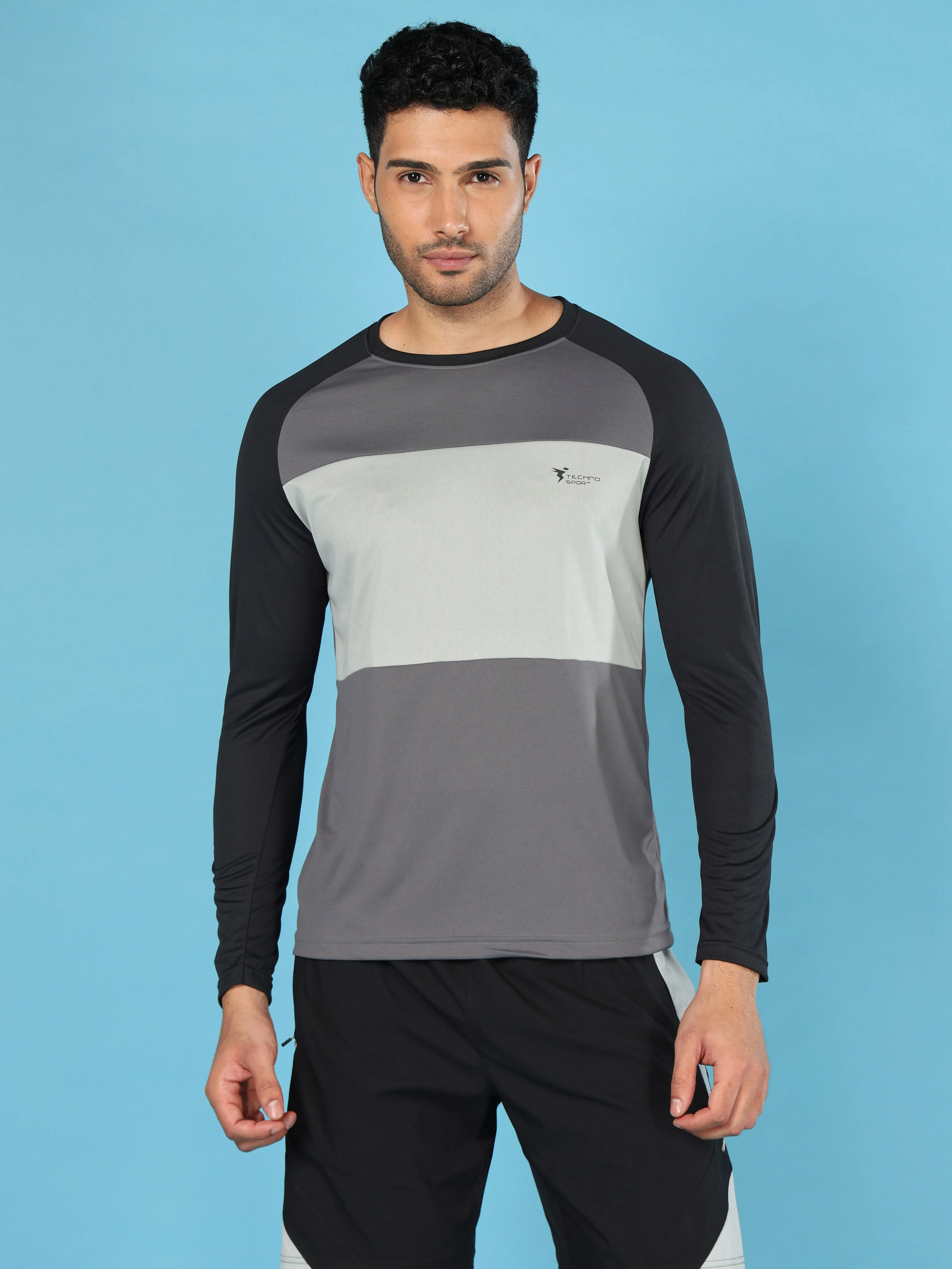 Men Colorblock Slim Fit Crew Neck T-shirt with TECHNO COOL 