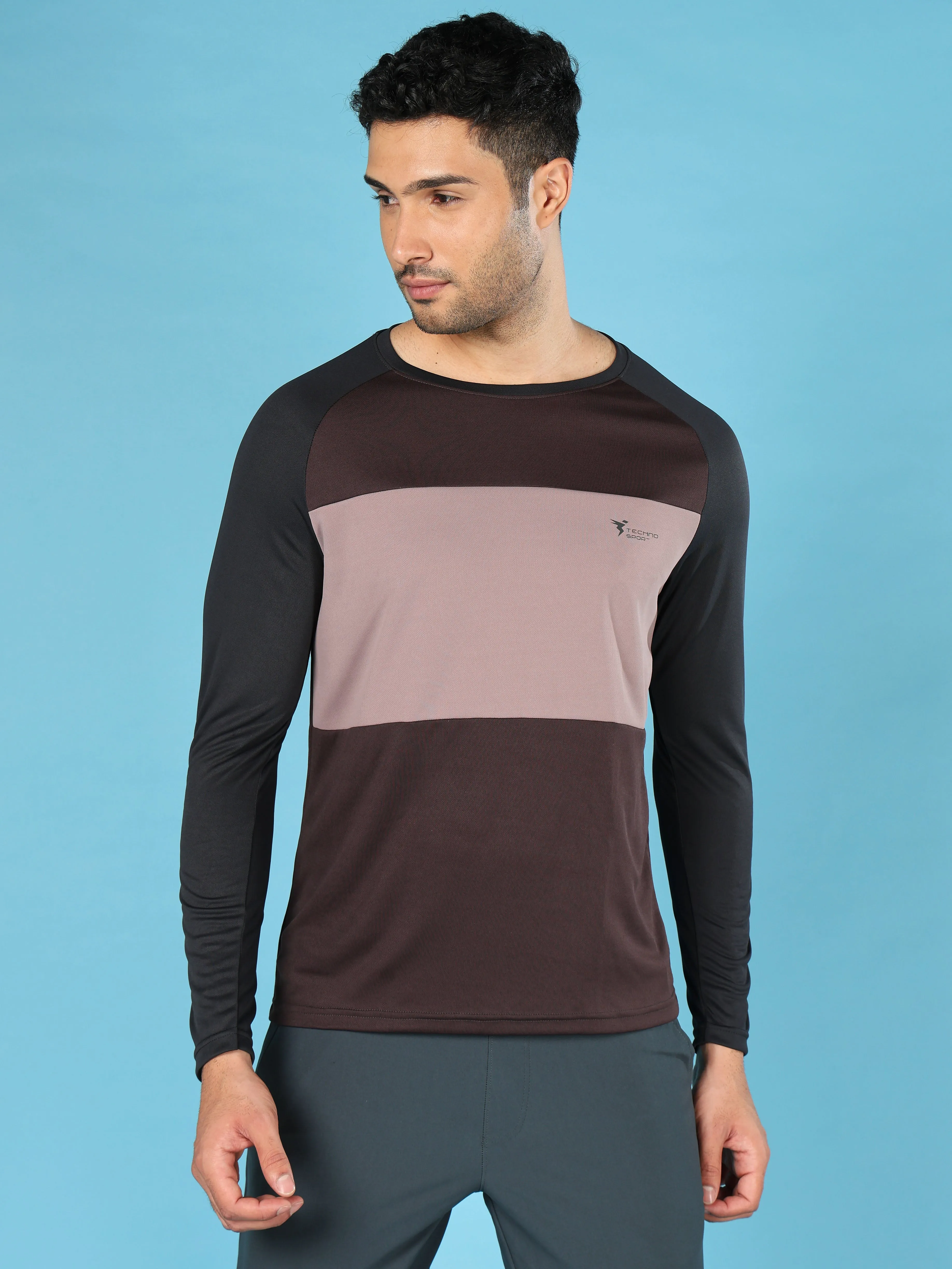 Men Colorblock Slim Fit Crew Neck T-shirt with TECHNO COOL 