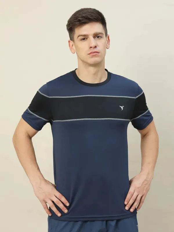 Men Colorblock Slim Fit Crew Neck T-shirt with TECHNO COOL 