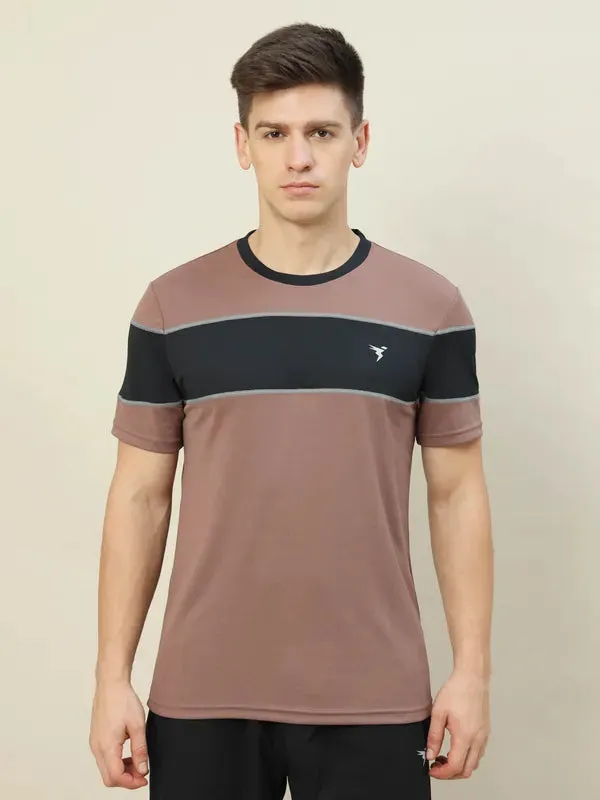 Men Colorblock Slim Fit Crew Neck T-shirt with TECHNO COOL 