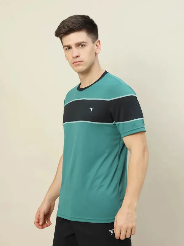 Men Colorblock Slim Fit Crew Neck T-shirt with TECHNO COOL 