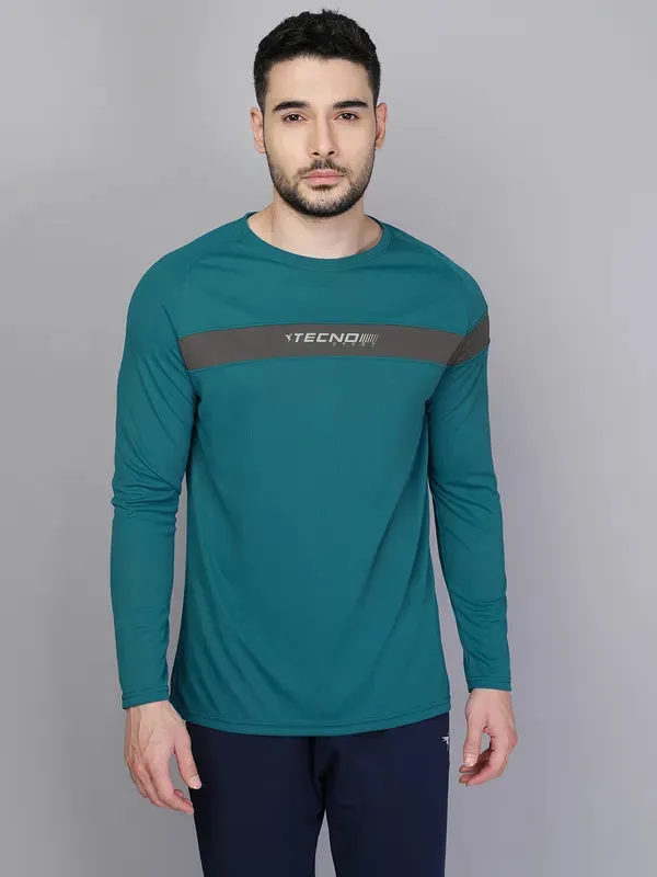 Men Colorblock Slim Fit Crew Neck T-shirt with TECHNO COOL 