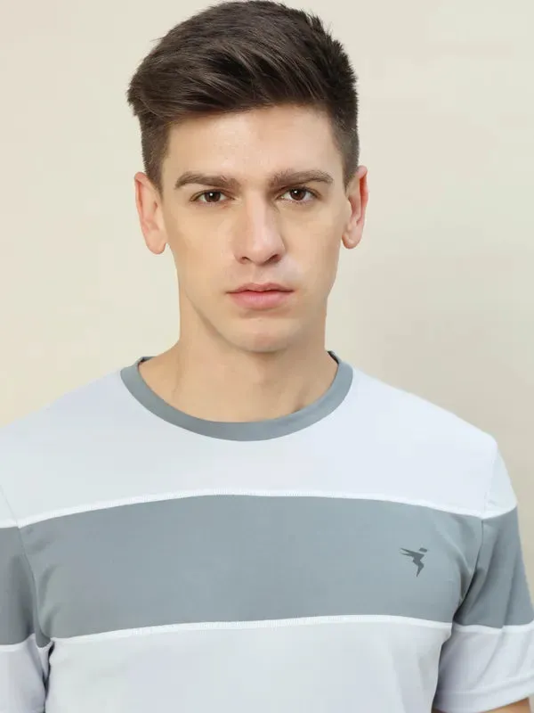 Men Colorblock Slim Fit Crew Neck T-shirt with TECHNO COOL 