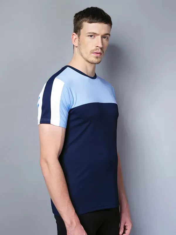 Men Colorblock Slim Fit Crew Neck T-shirt with TECHNO COOL