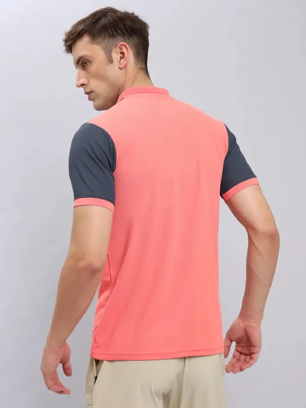 Men Colorblock Slim Fit Polo T-shirt with MATPIQ