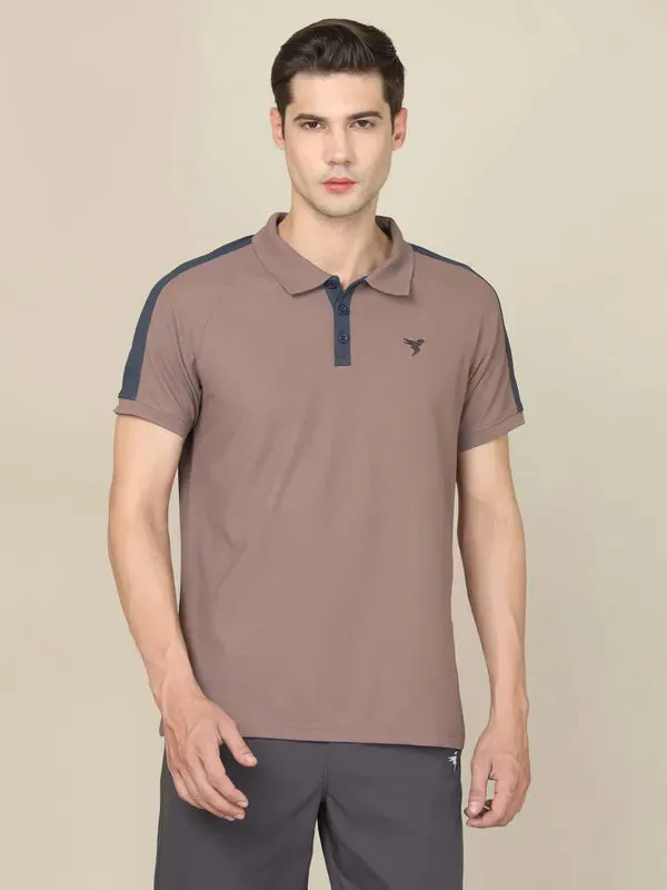 Men Colorblock Slim Fit Polo T-shirt with MATPIQ