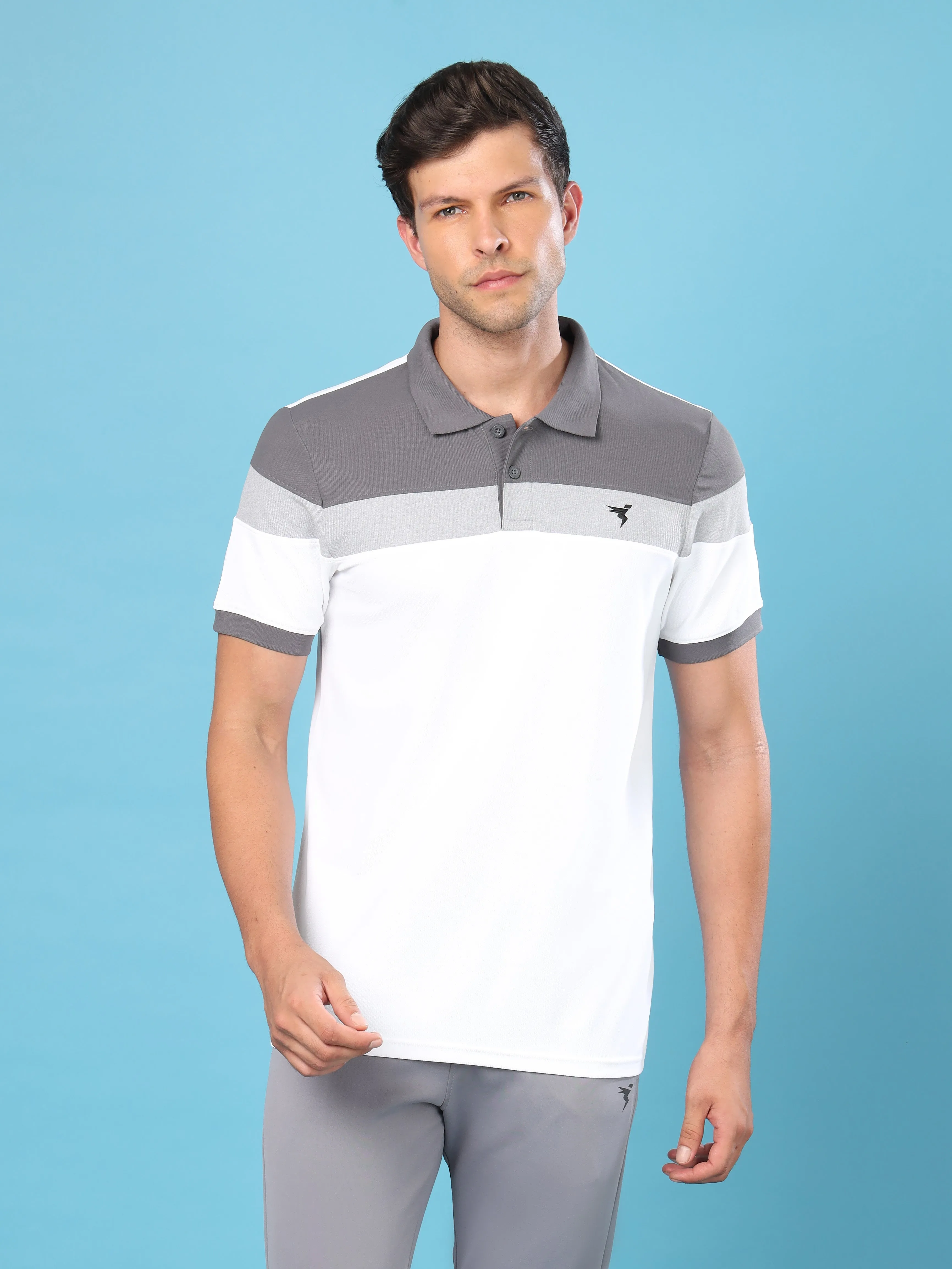 Men Colorblock Slim Fit Polo T-shirt with MATPIQ