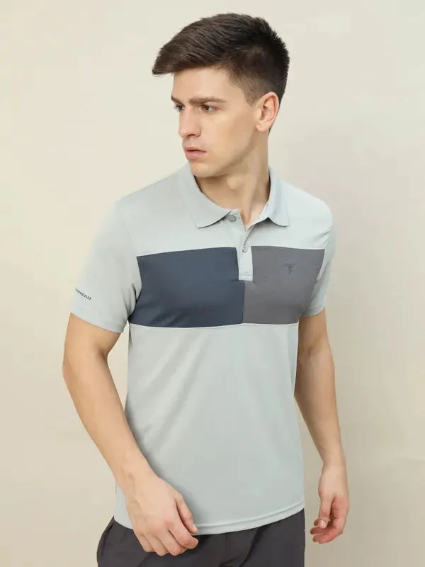 Men Colorblock Slim Fit Polo T-shirt with TECHNO COOL 