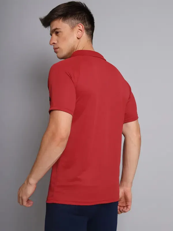 Men Colorblock Slim Fit Polo T-shirt with TECHNO COOL 