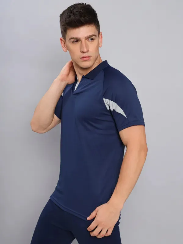 Men Colorblock Slim Fit Polo T-shirt with TECHNO COOL 