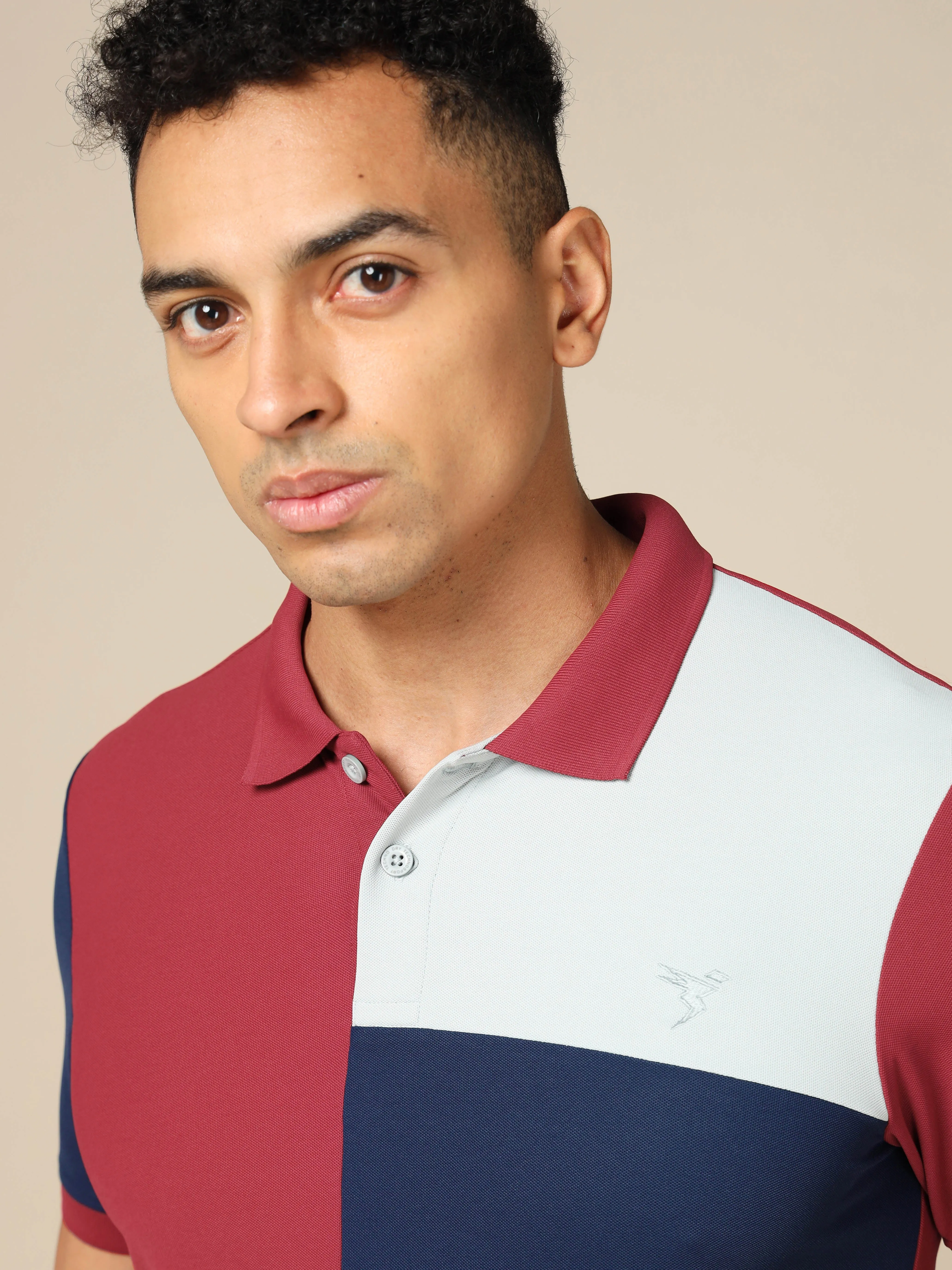 Men Colorblock Slim Fit Polo T-shirt with TECHNO COOL 