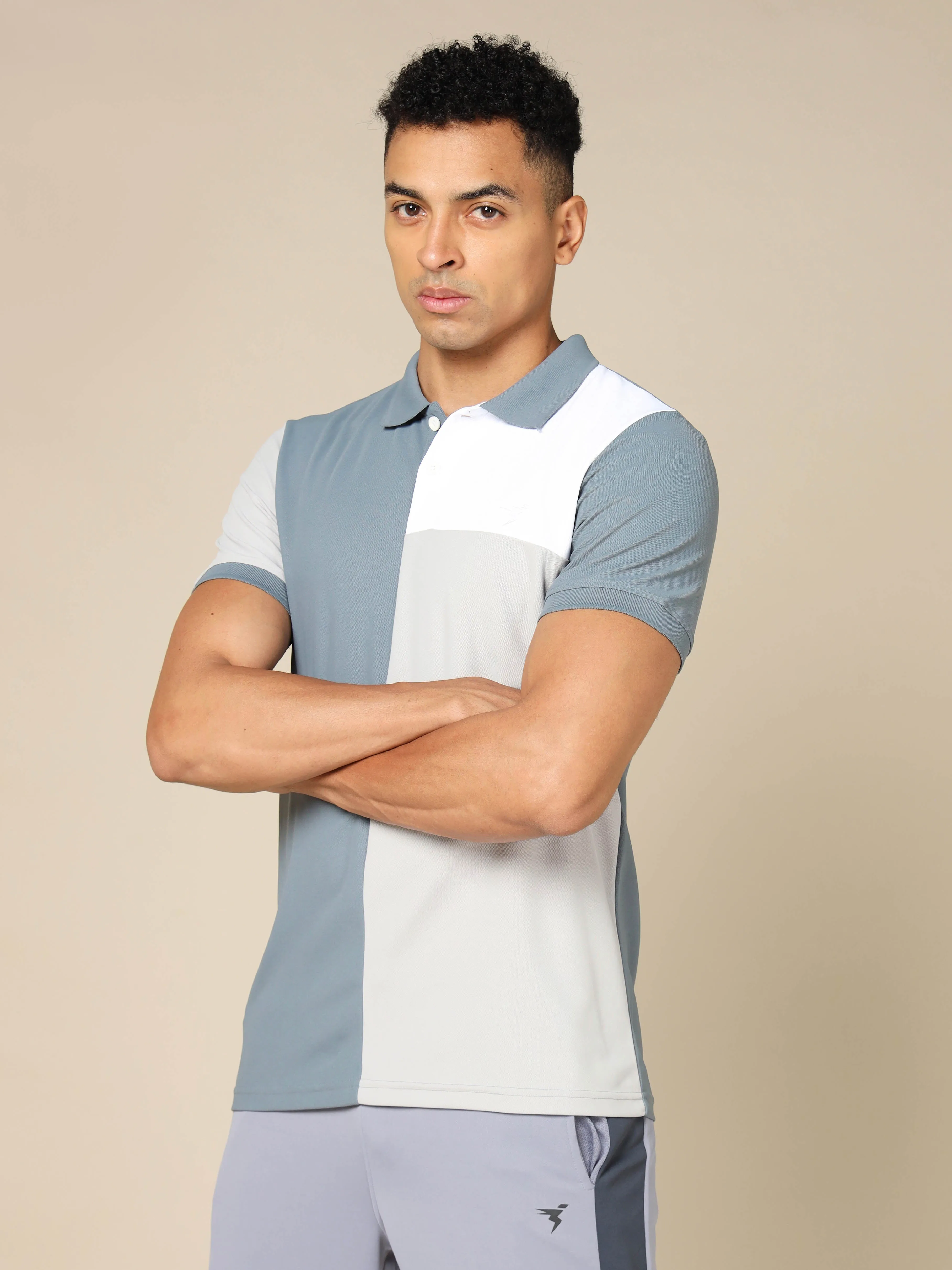 Men Colorblock Slim Fit Polo T-shirt with TECHNO COOL 