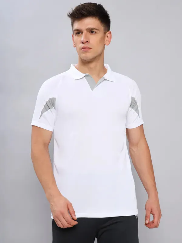 Men Colorblock Slim Fit Polo T-shirt with TECHNO COOL 