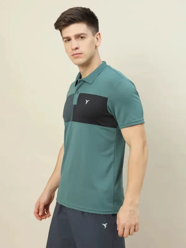 Men Colorblock Slim Fit Polo T-shirt with TECHNO COOL 