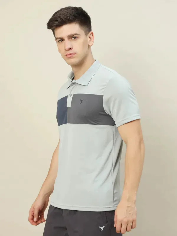 Men Colorblock Slim Fit Polo T-shirt with TECHNO COOL 