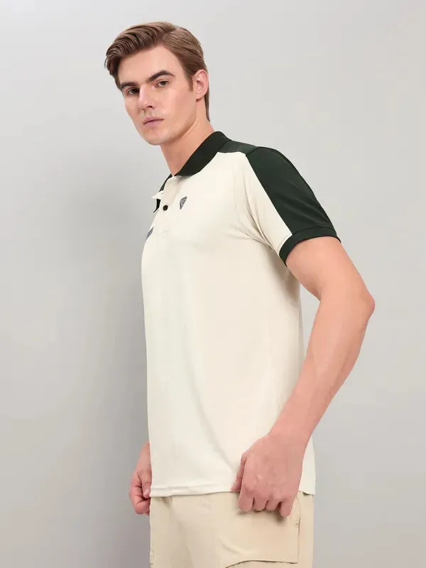 Men Colorblock Slim Fit Polo T-shirt with TECHNO COOL 