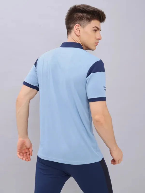 Men Colorblock Slim Fit Polo T-shirt with TECHNO DRY