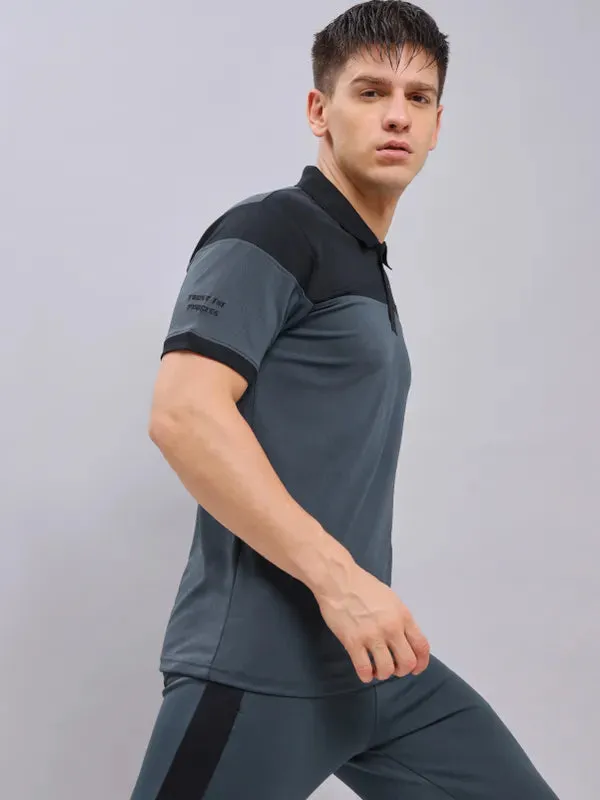 Men Colorblock Slim Fit Polo T-shirt with TECHNO DRY