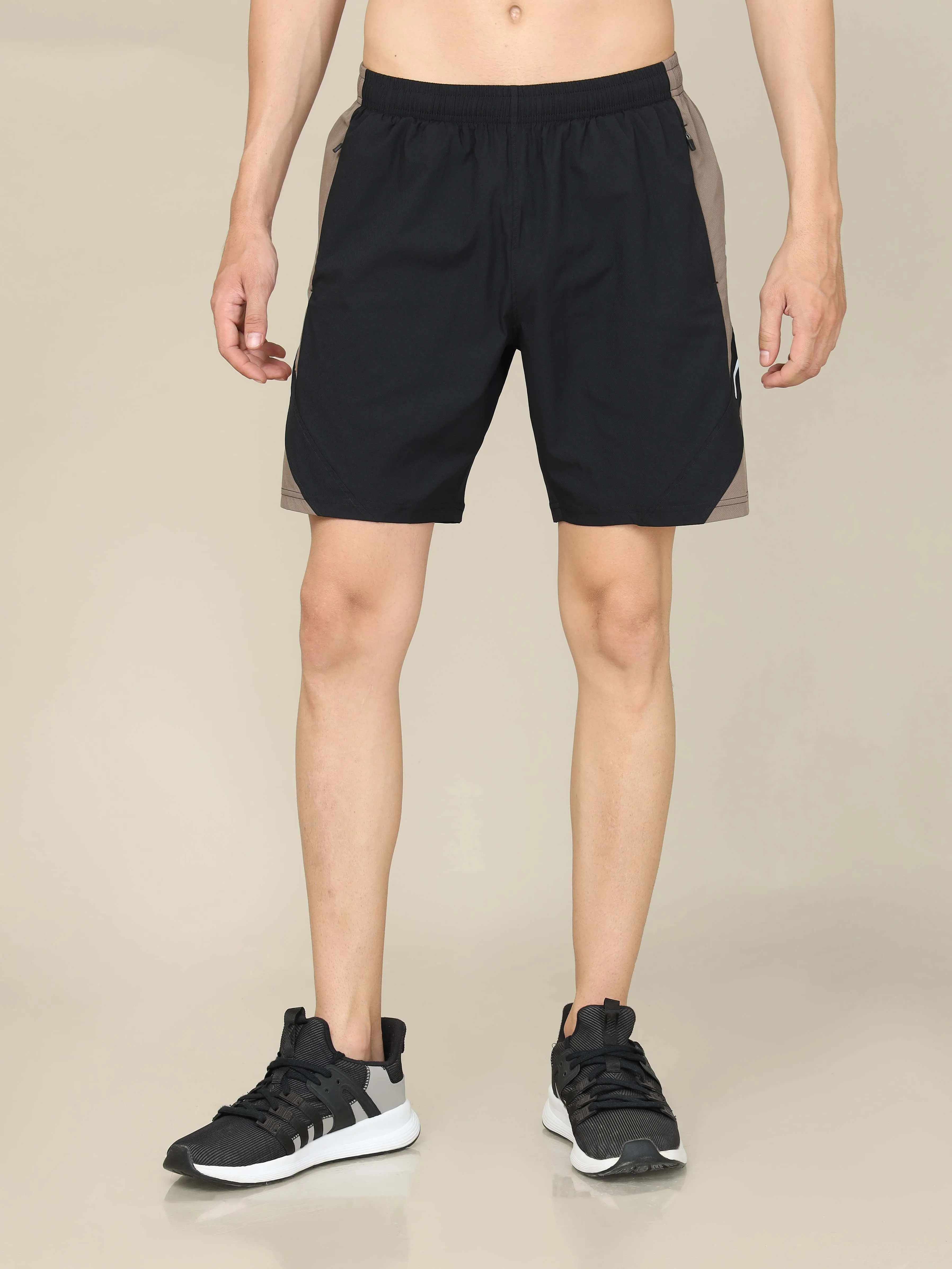 Men Colorblock Slim Fit Shorts with Lytra