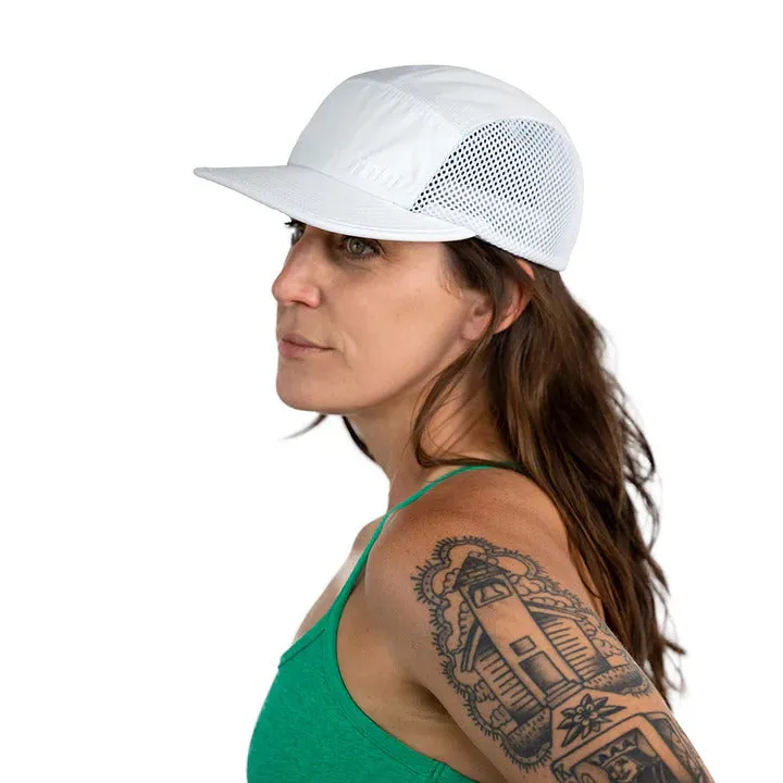 rnnr Distance Hat | Whiteout