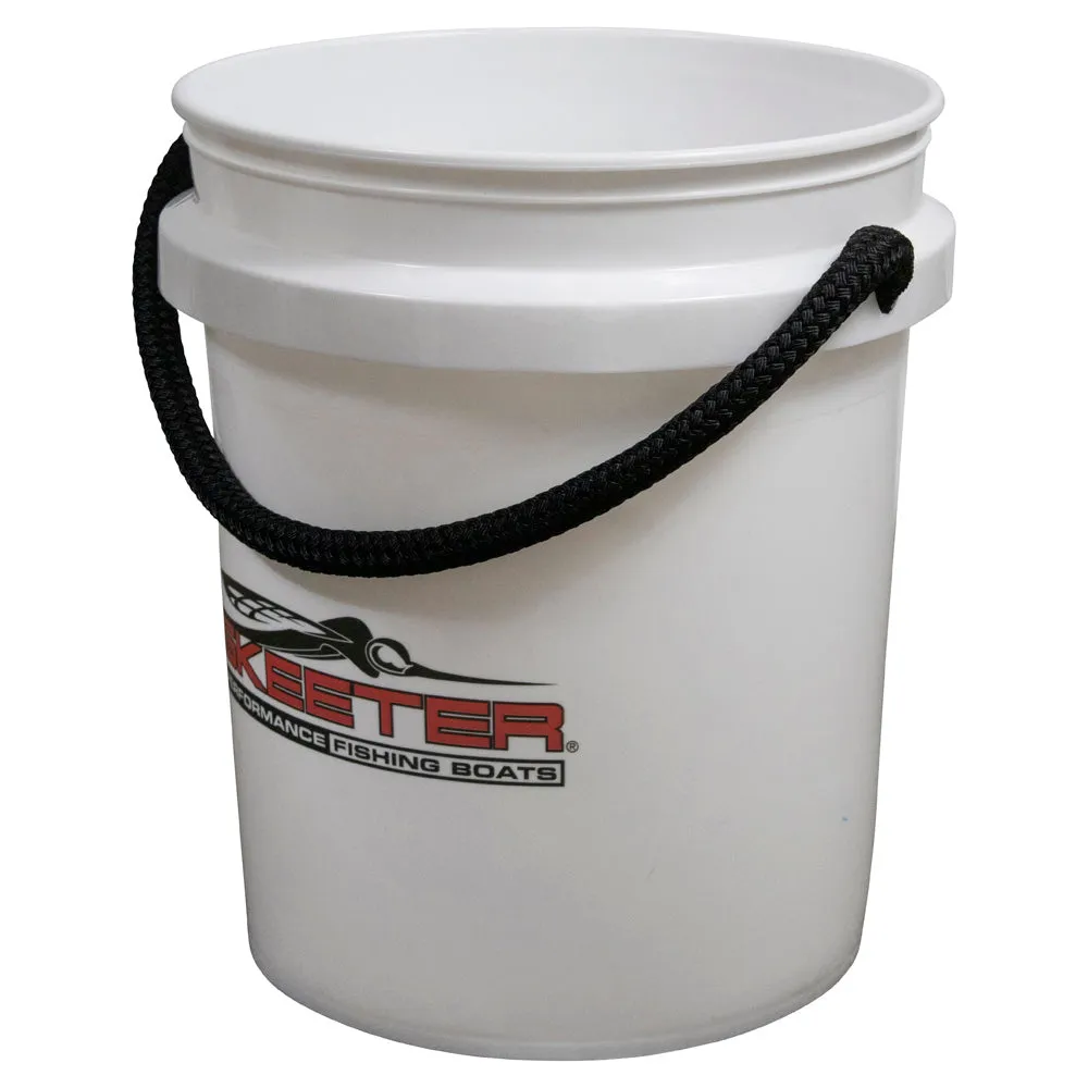 Skeeter 5 Gallon Bucket